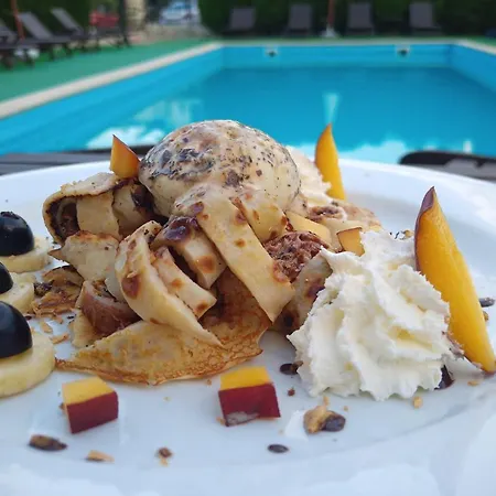 Epic 3* Костинешти