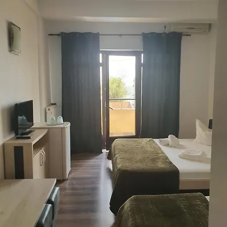 Epic Hotel 3*