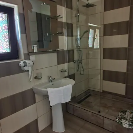 Hotel Epic 3*